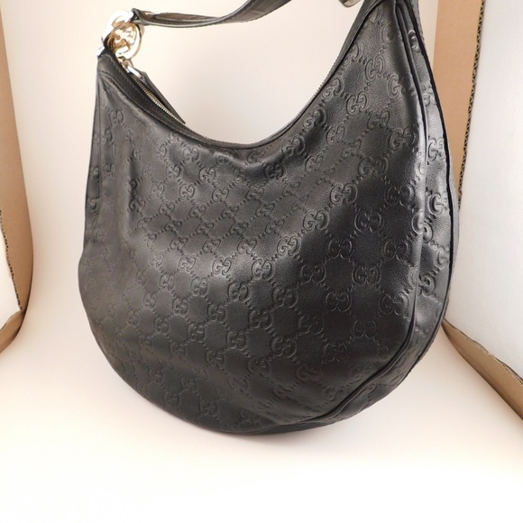 gucci black guccissima